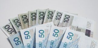 Czy wynajmujący ma prawo żądać zaświadczenia o zarobkach?