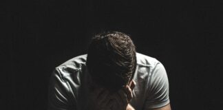 Jak rozmawiać z dzieckiem które plącze w przedszkolu?